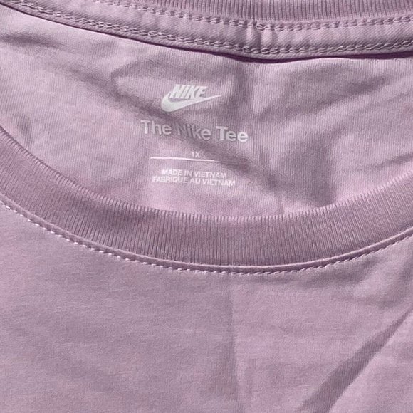 NWT Nike Essential Long Sleeve Tee Plus Size 1X Pullover T Shirt Top Pink - Picture 3 of 7